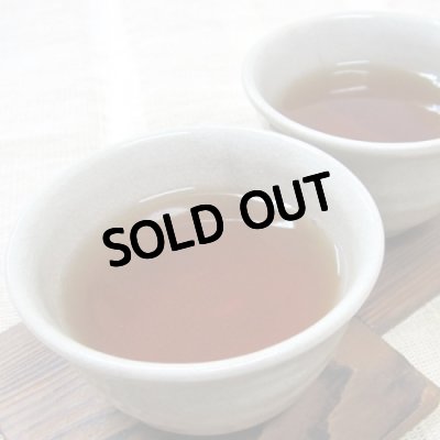 【なったんのなたまめっ茶】 ほんのりと豆香る、香ばしく味わい深いほうじ茶仕立ての飲み飽きないおいしさです。